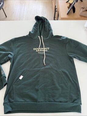 Doughnut Daydreams Men's Forest Green Crewneck Hoodie